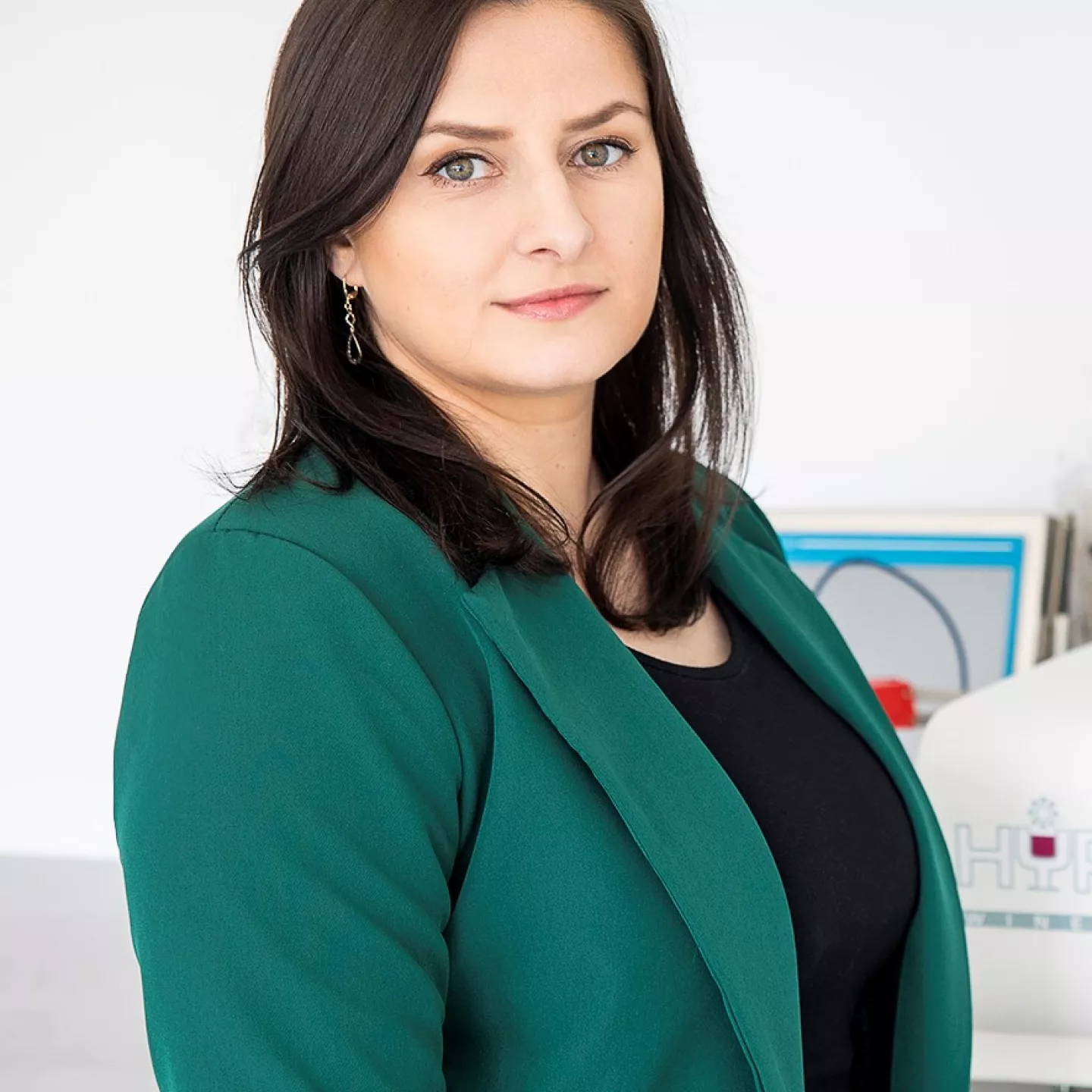 Katarzyna Pietrzak na stanowisku pracy w firmie Browin.