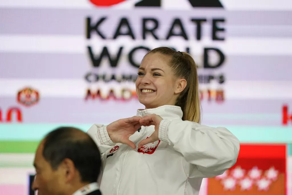 dorota_blaszczyk_studentka_pl_zlota_medalistka_ms_w_karate._foto._xavier_servolle.jpg